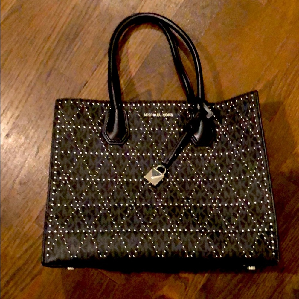 ‼️SOLD‼️Michael Kors Black Silver Studded Purse